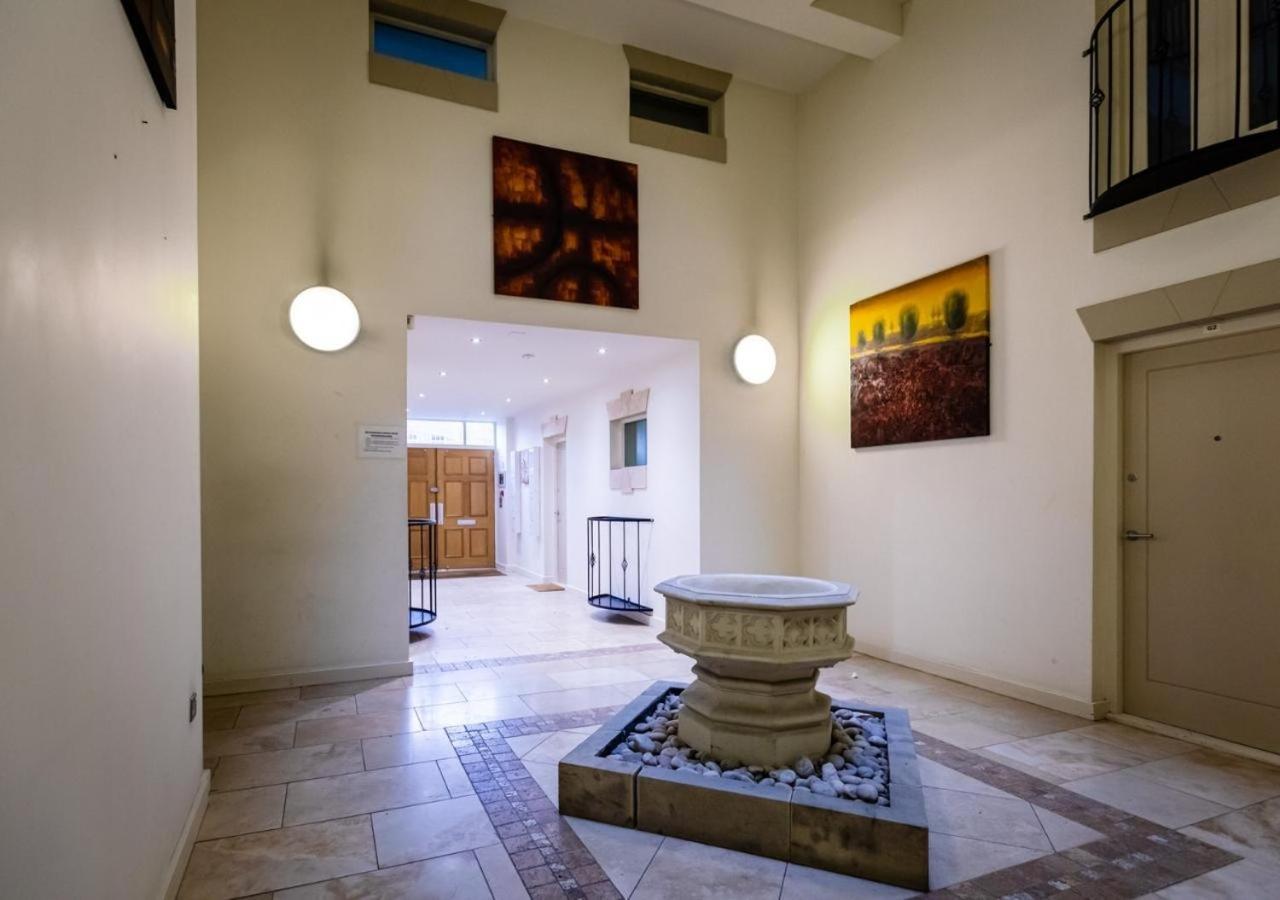 Lux Duplex Apartment 19Th Century Chapel Wakefield Centre Εξωτερικό φωτογραφία